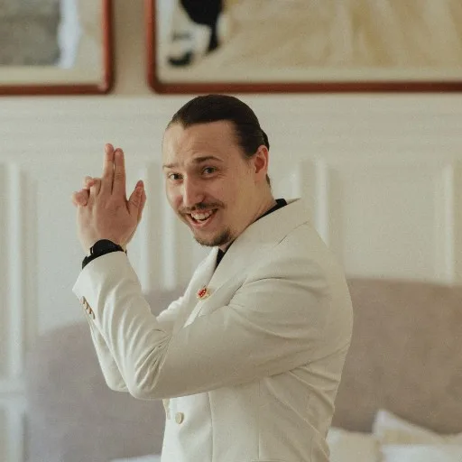 Аватар: Максим Журавский