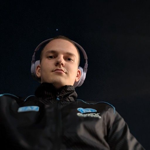 Аватар: Егор Помидор