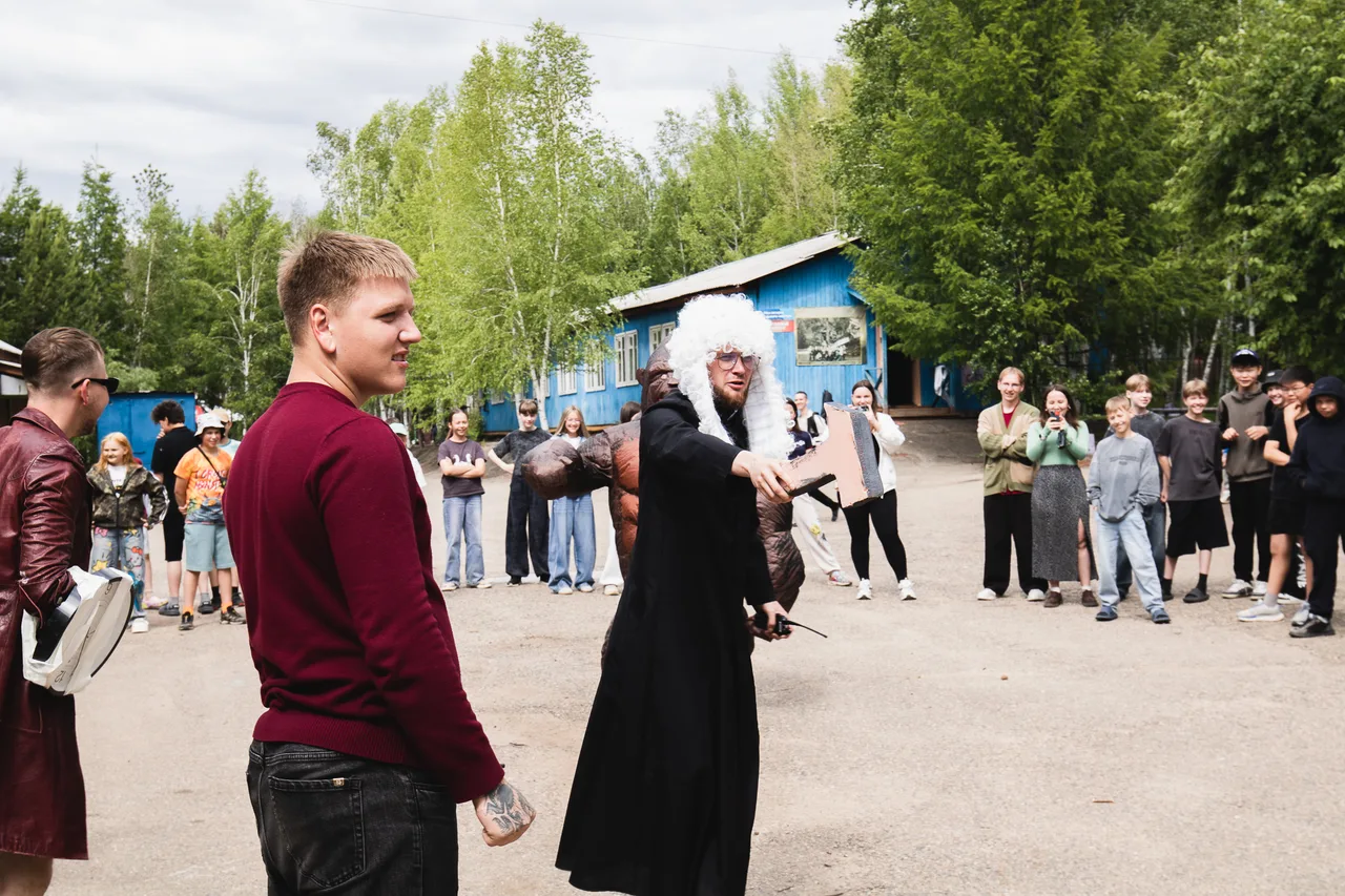 Иллюстрация к слову: Всем привет, Егор на связи✌️ Постараюсь вещать тут что-нибу…