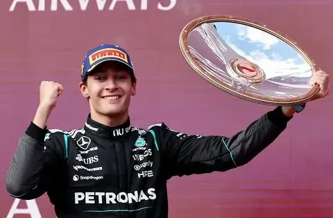 Иллюстрация к слову: Егор Рассел, автогонщик, чемпион GP3 и Формулы-2, пилот Фор…